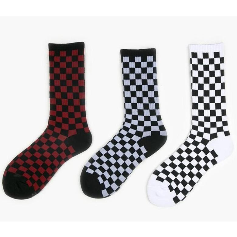 Štvorčekové módne ponožky