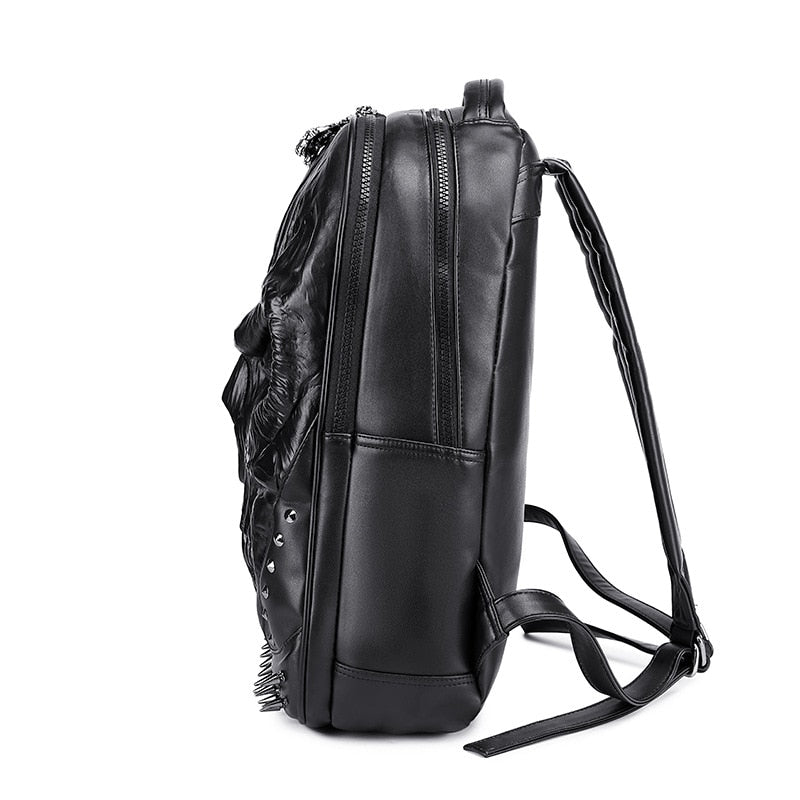 Čierny koženkový ruksak s lebkou v 3D