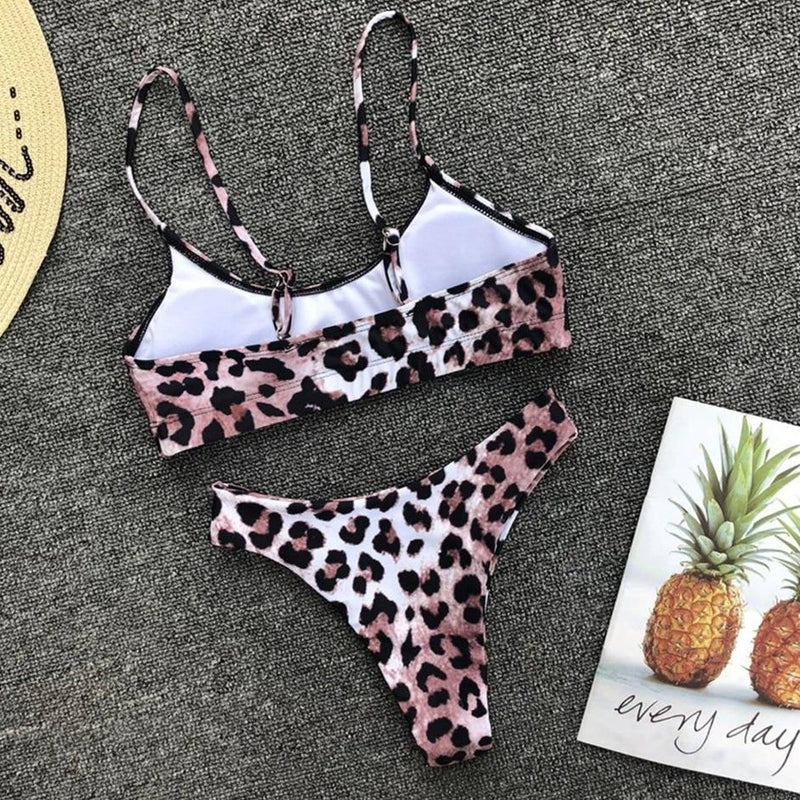 Dámske bikiny s leopardím vzorom